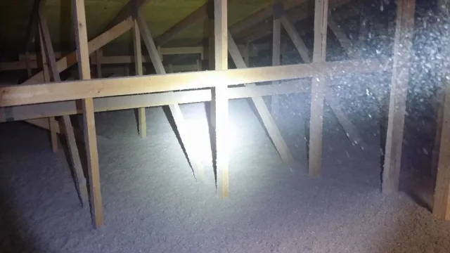 Alapohjan eristys sellueristyksellä